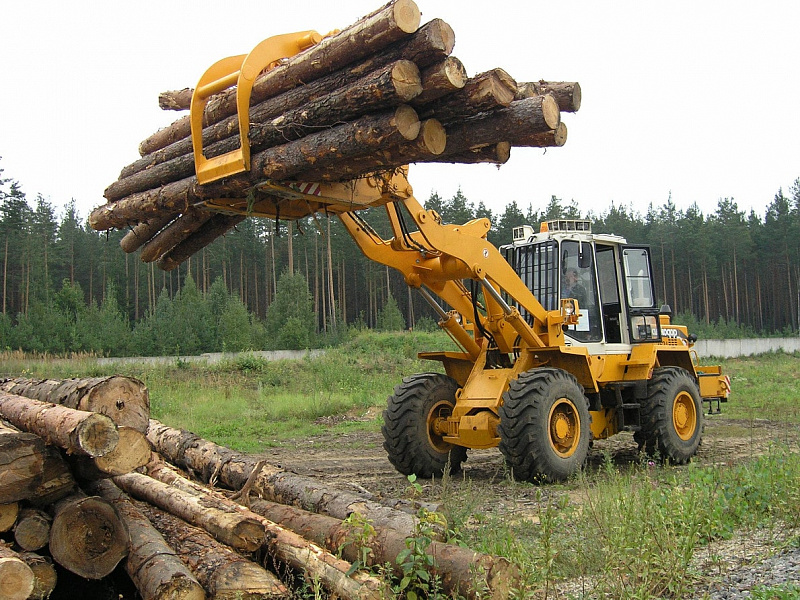 Лесопогрузчик АМКОДОР 352Л/352Л-01