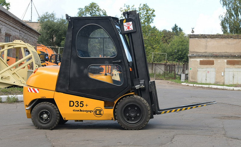 Автопогрузчик вилочный AMKODOR D35